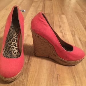 Bright pink wedges